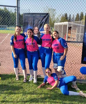 Carousel image 10a9aa87402d8d5b36fd bcs granville softball