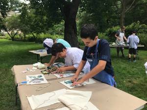 Carousel_image_11b316aa131cdf213545_best_crop_f02d4f98ceda206440bb_best_crop_742e68d253642b6a096a_best_abfa75ca6ca92e9165af_banyan_school___art_project_2