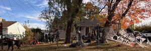 Carousel image e187ea0bab5b82178bec beatty st haunted house