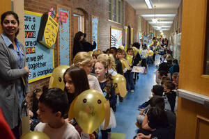 Carousel image 4edac7163425f3ecc59b bhes   1st graders walk praade