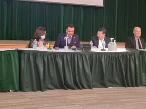 Carousel image 0afc8632f2274b1bf8b3 board members and superintendent rodriquez