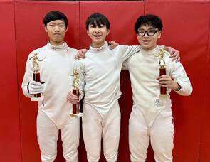 Carousel image dbcd744a1a2f974b15e7 boys fencing