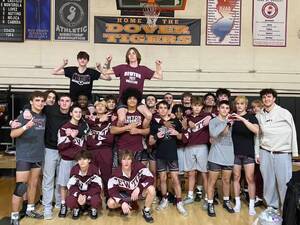 Carousel image e7c782c4ad1811a6b287 boys wrestling