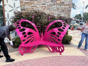 Carousel image b1f6f862f0da0b9a7045 butterfly bench1