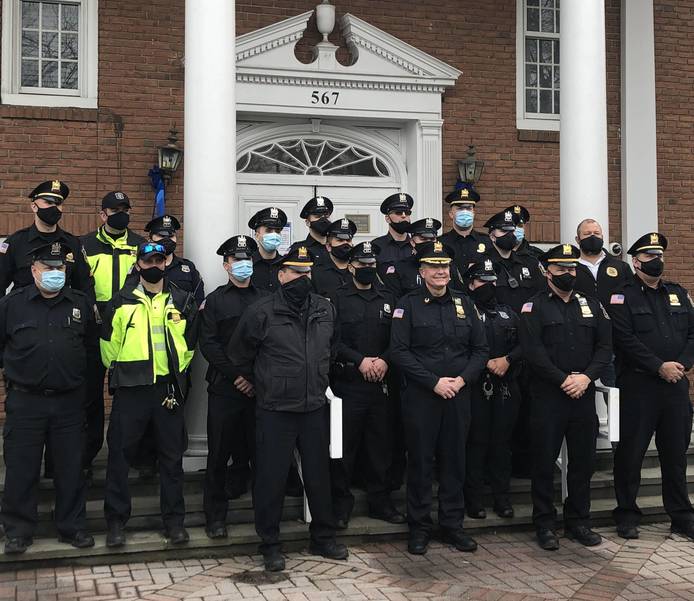 Kenilworth Police Honor Retired Chief with Final Walk Out After 33Year