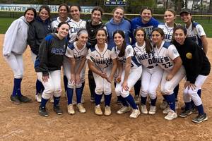 Carousel image 6ff84c1b5d7dd7657627 caldwell girls softball