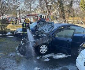 Carousel image dfeba0 estfield car fire