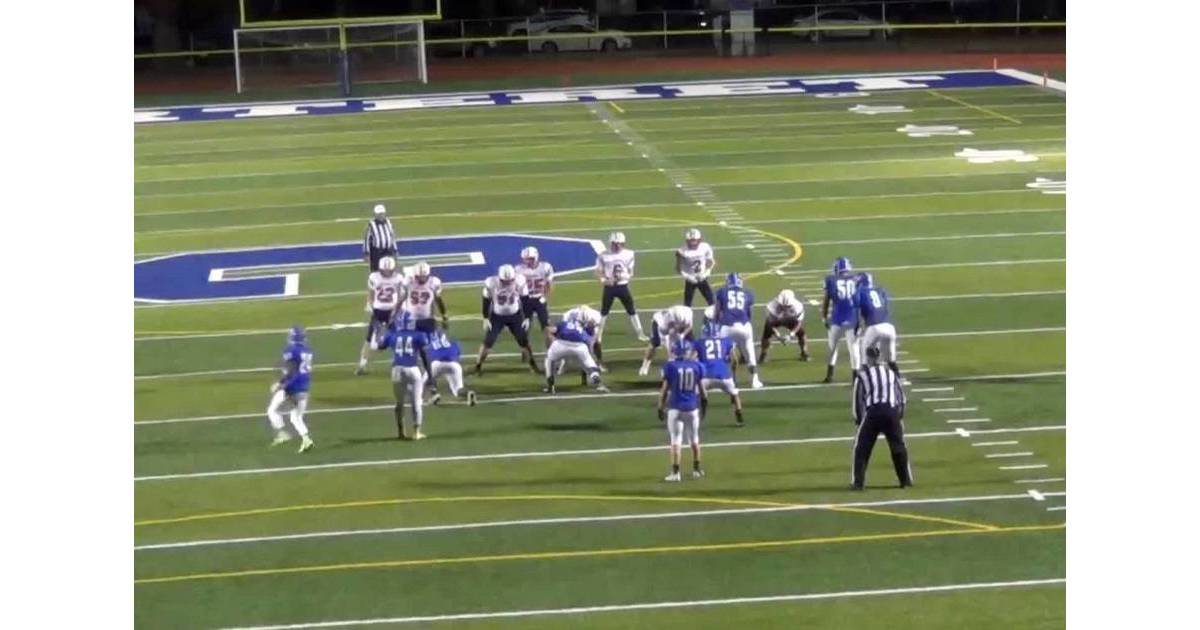 Football Carteret Defeats Gov. Livingston, 287 Woodbridge/Carteret