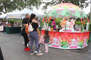 Carousel image 3c953fbb373e1c31b5b6 cc hometown market 1