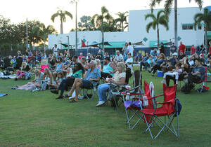 Carousel image 669fb6bbb11e4fd9dd6b cc groove n grub 1