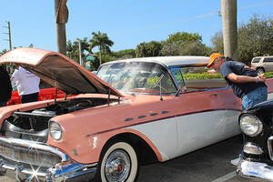 Carousel image 6b578e39ff0d5fb8ee16 cc car show 6