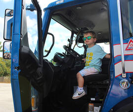 Carousel image clone 1714840 06cba81a58d8810cee3c cctouchatruck2