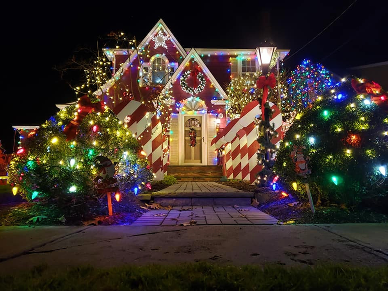 Fanwood s Famous Christmas House Sets New Record For Donations To NJ 