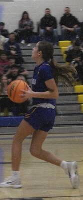 Carousel image 8d442cbb17abfd6c254a chargersgirlshoops