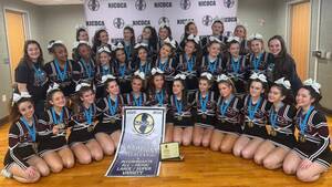 Carousel image e092195096fa92300e3a cheer team