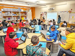 Carousel image 2e50a0516f3974e6104a coding lesson