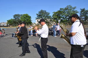 Carousel_image_343965494829a243a642_columbusdaybandwestfield2018_jl