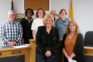 Carousel image 816689f9d3fa1e39213e colleen huehn mayor mahr and council
