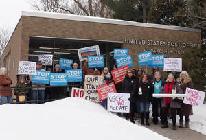 Carousel image ee186edcd12d9aa22d05 copake protest sa