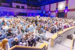 Carousel image 2adb4ae2540d12a8c228 c rhs students shine in annual bravo  performance photo 1 2