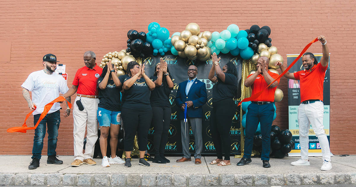 city-of-plainfield-hosts-ribbon-cutting-for-city-s-first-black-owned