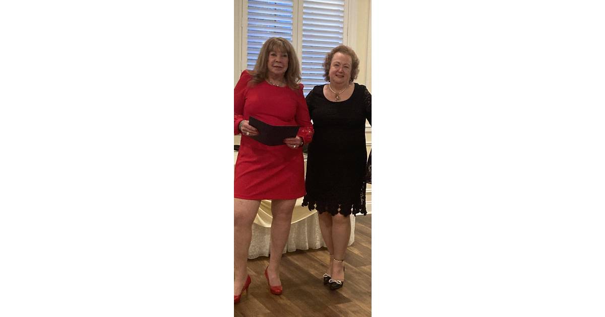 Debbie Boyle Awarded Milestone Award for 15 Years of Service by New