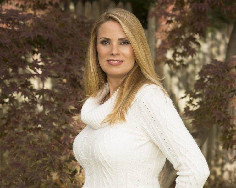 Diane Lang, Positive Living expert, life coach, and motivational speaker
