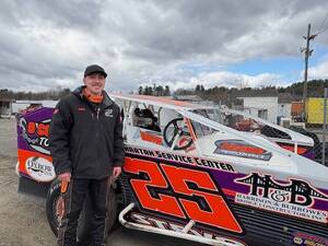 Carousel image 700f5cec256aba7ee88c dirt central pic