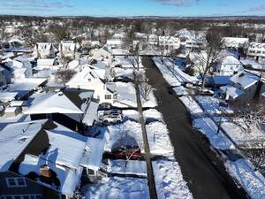 Carousel image d3236e estfield drone photo snow