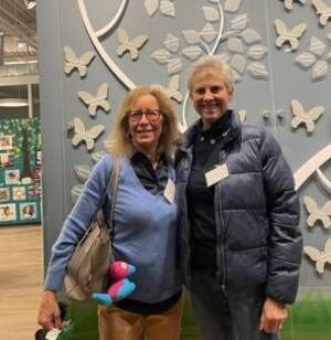 Carousel image 965873b1d139336f28a6 dr. faith krausman and her living kidney donor judy summers