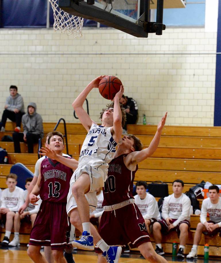 Bergman 18 Points, Big Second Half Power Chatham Boys Basketball Past