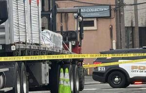 Carousel image clone 1717908 0ddc29a6a3d3a547e71f ea6e7e9438034263893ce6d32e7f9cc9