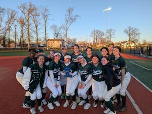 Carousel image d7941b2970d9c868d8cd east brunswick softball team opener