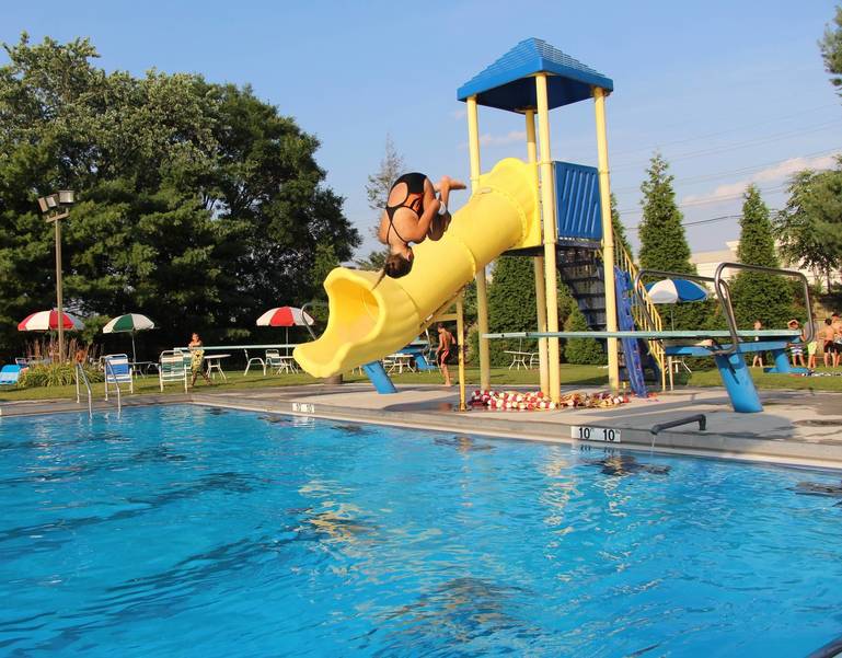 Rec Diving Hasbrouck Heights Finishes Regular Season With a Home Win