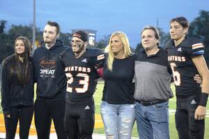 Carousel image 3dc26232a6ff9cde7d00 edit freschi hunter and blake