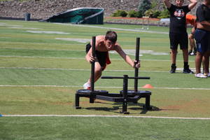 Carousel_image_4f886eb0e7d6c1639152_edit_blake_sled_push