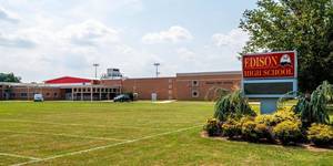 Carousel image cddfdcc9b65250f94741 edison high school