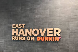 Carousel image aed9cd5f8852506fd5e0 eh dunkin 2
