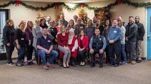 Carousel_image_1e4b4b82043b9e642953_entire_cb_with_santa