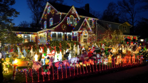 Carousel image clone 1669278 70a8c1382e130504b83b fanwoodsfamouschristmashouse2025dsc06313