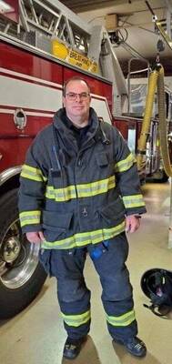 Carousel image 9de57d6a68fce6925400 firefighter mullen