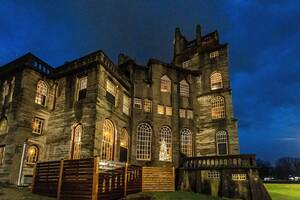 Carousel image ba882d onthill astle oylestown