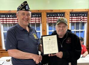 Carousel image 45a056ef60f18bcf43c2 front buddyhughes1