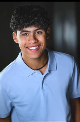 Carousel image 0d6274d48a8fcd4d020d gabe1