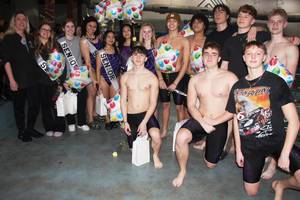 Carousel image 53d8126d3bbafcca8872 garfield hasbrouck heights seniors group photo with coaches