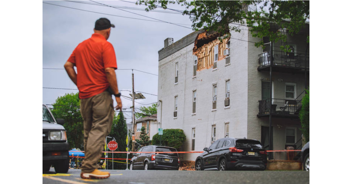 Small Community, Big Heart Garwood Holds Drive for Displaced Residents