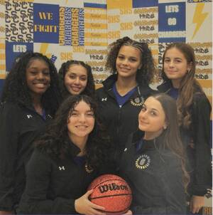 Carousel image 5de16b5b27c1f7fe711e girls basketball eb cup