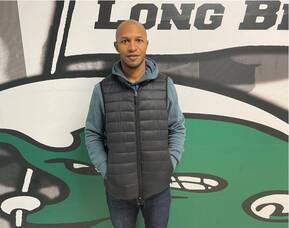 Carousel image c39cecbaa71173b13b45 girls track coach