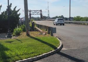 Carousel image 5c5268e3d5acca97625d glimmer bridge reopens