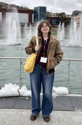 Carousel image 63b073f79cb1cba7248a gomes paw